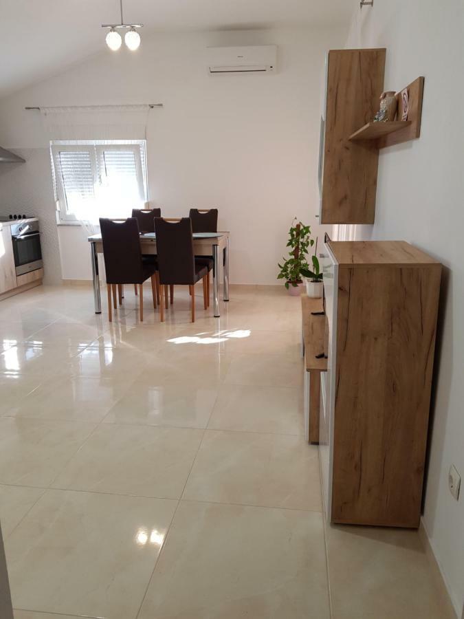 Apartman Andrea 扎达尔 外观 照片